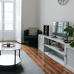 Diogo's Alcantara I By Mycelia 아파트