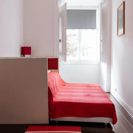 Diogo's Alcantara I By Mycelia Apartmán Lisboa