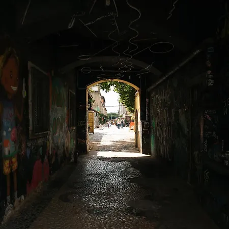 Diogo's Alcantara I By Mycelia Apartmán Lisboa