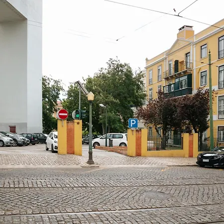 Diogo's Alcantara I By Mycelia Apartmán Lisboa